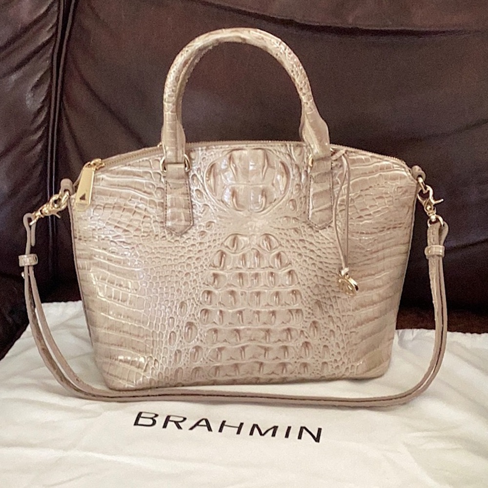 Brahmin Medium Duxbury in EUC!